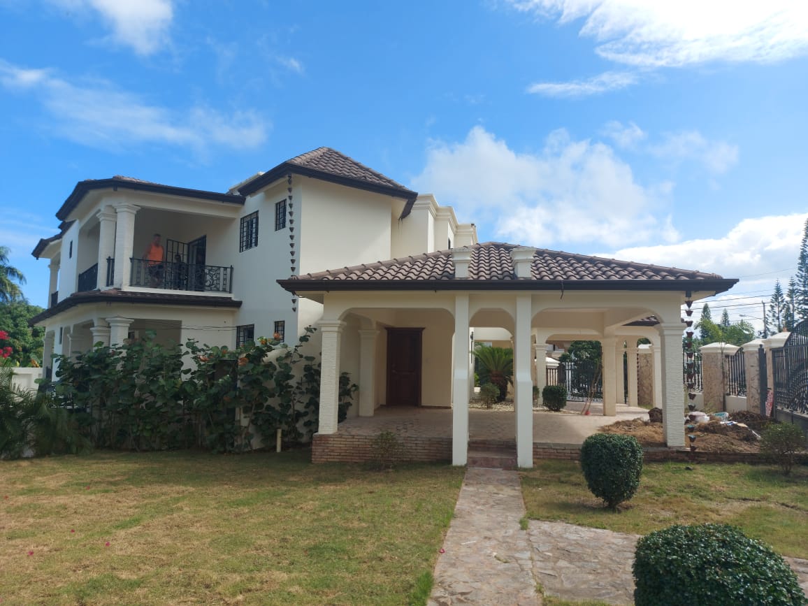 casa-de-venta-de-2-niveles-en-puerto-plata-republica-dominicana